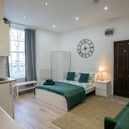 Beautiful Studio Flat In Hackney Next To Overground Station